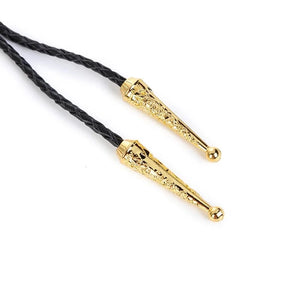 Bolo tie med korslagda revolvrar i metall
