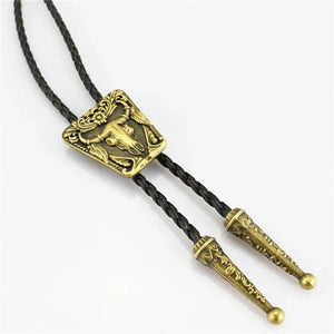 Bolo tie med oxskalle i metall och läderband