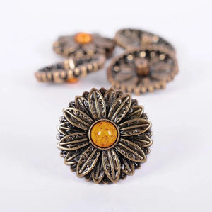 Concho i Antikkoppar med Blomdekor och Gul Turkossten 30mm