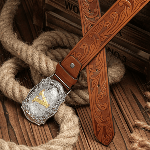 Cowboybälte med gyllene bokstav