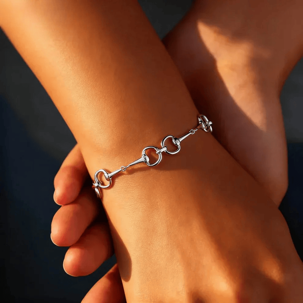 Klassieke zilveren armband met paardenbit