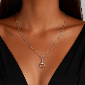 Klassiskt Silverhalsband hästbett