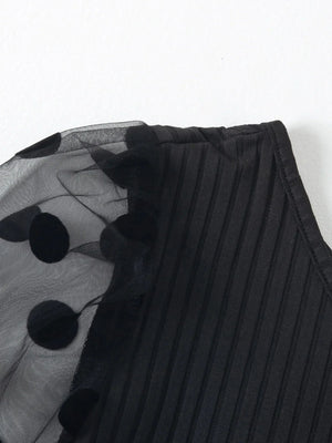 One shoulder blus