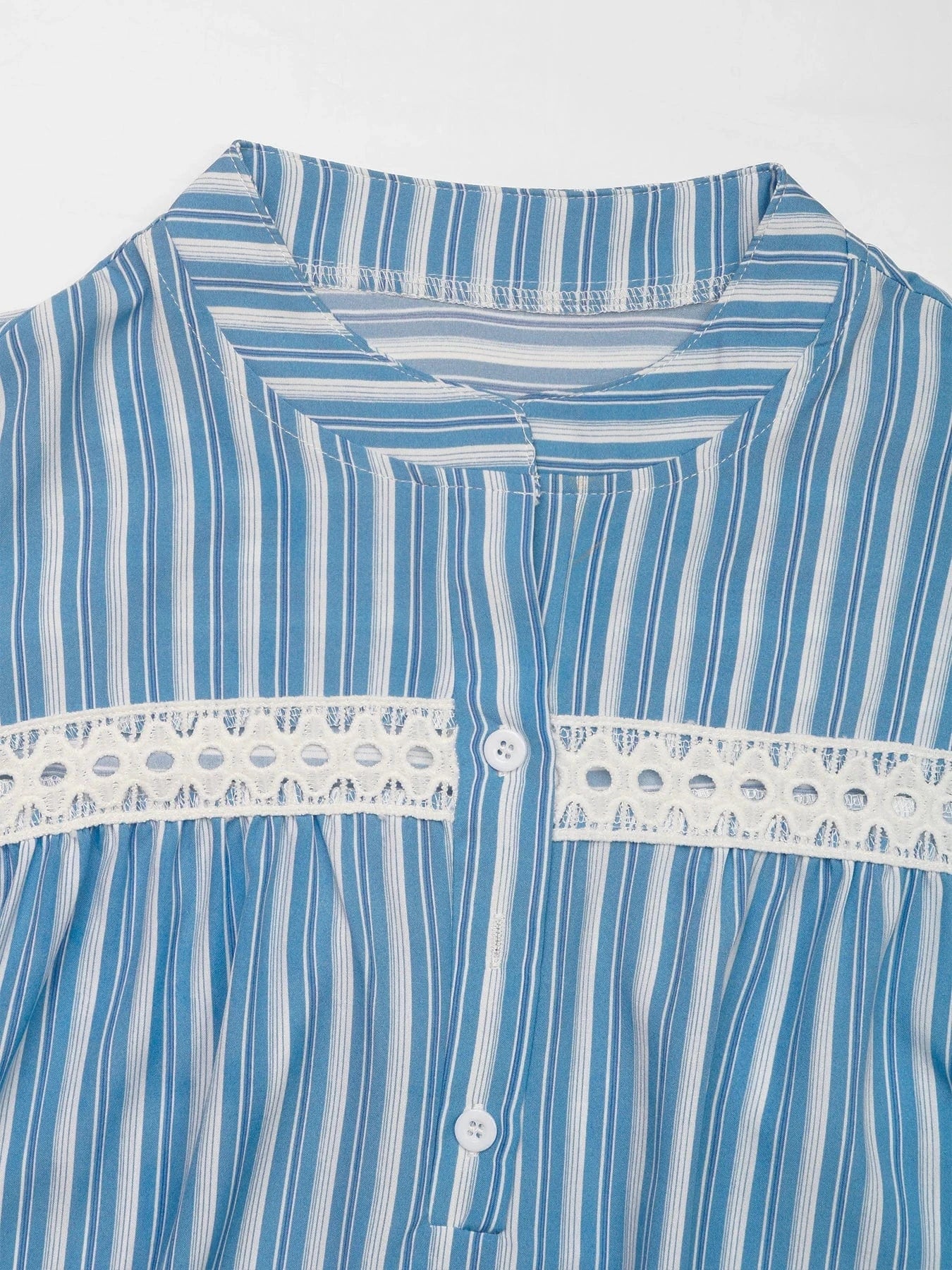Blå vit randig blus
