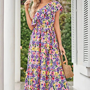 Blommig one shoulder-klänning