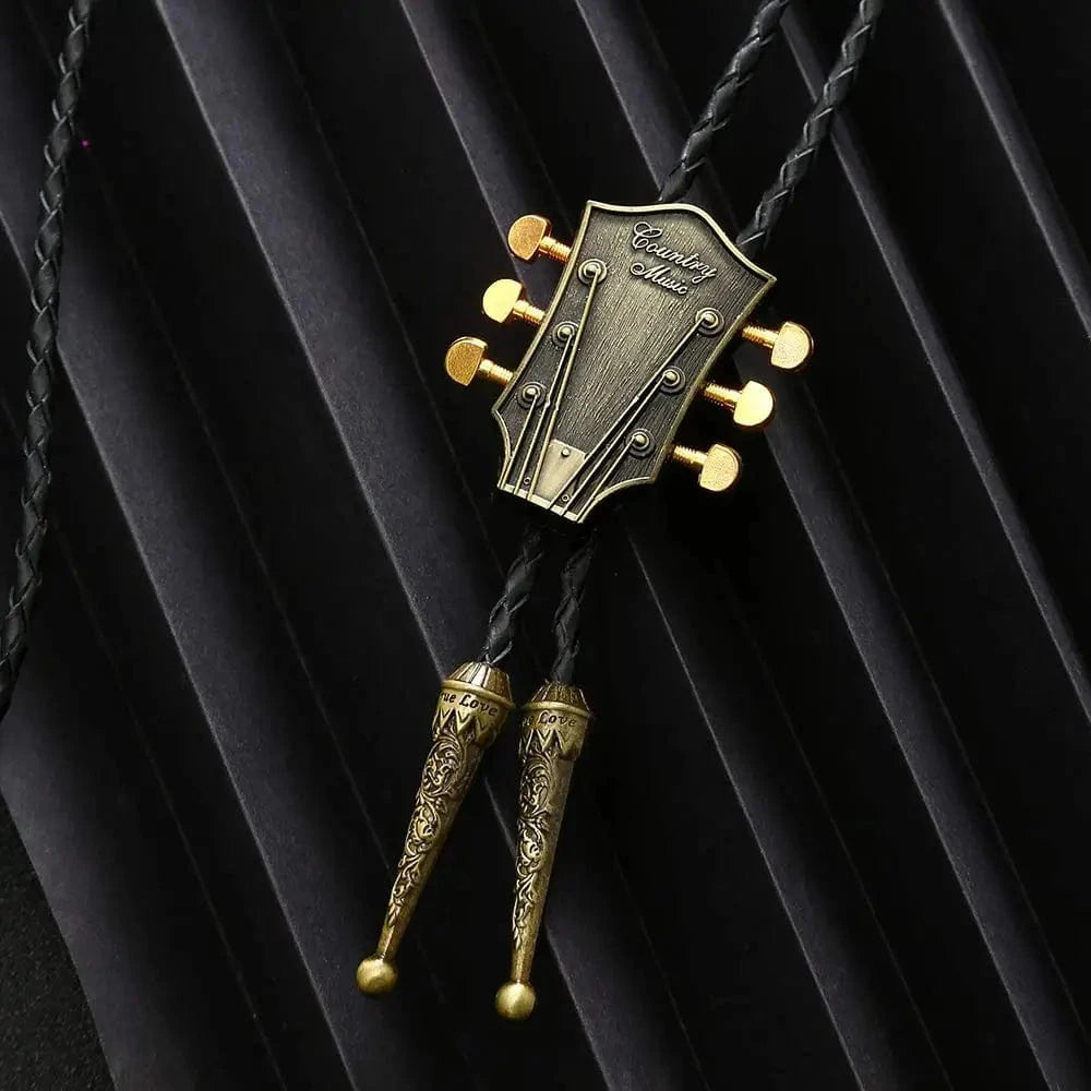 Bolo tie med gitarrhuvud i läder