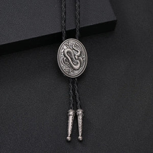 Bolo tie med ormmönster i antiksilver Mörksilver