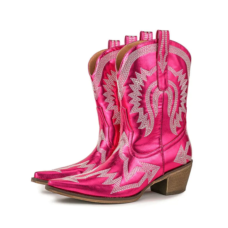 Broderade låga cowboyboots med chunky klack