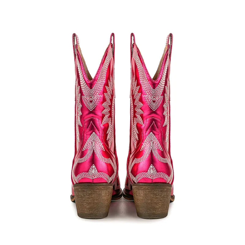 Broderade låga cowboyboots med chunky klack