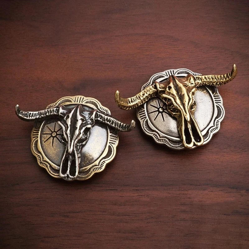 Concho i Mässing med Buffelskalle