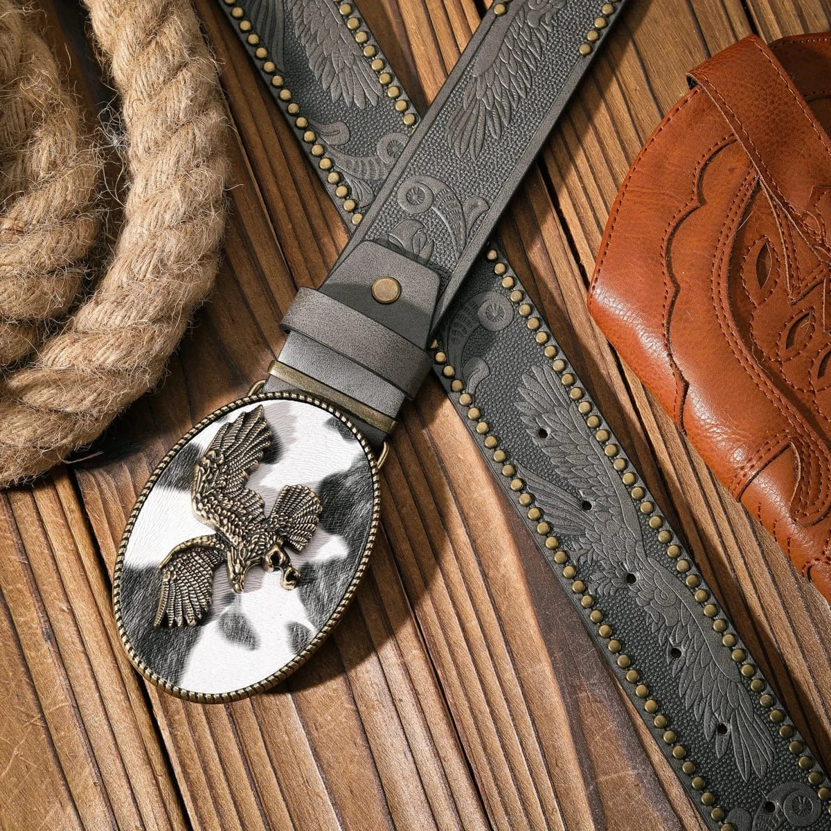 Cowboybälte med örnmotiv