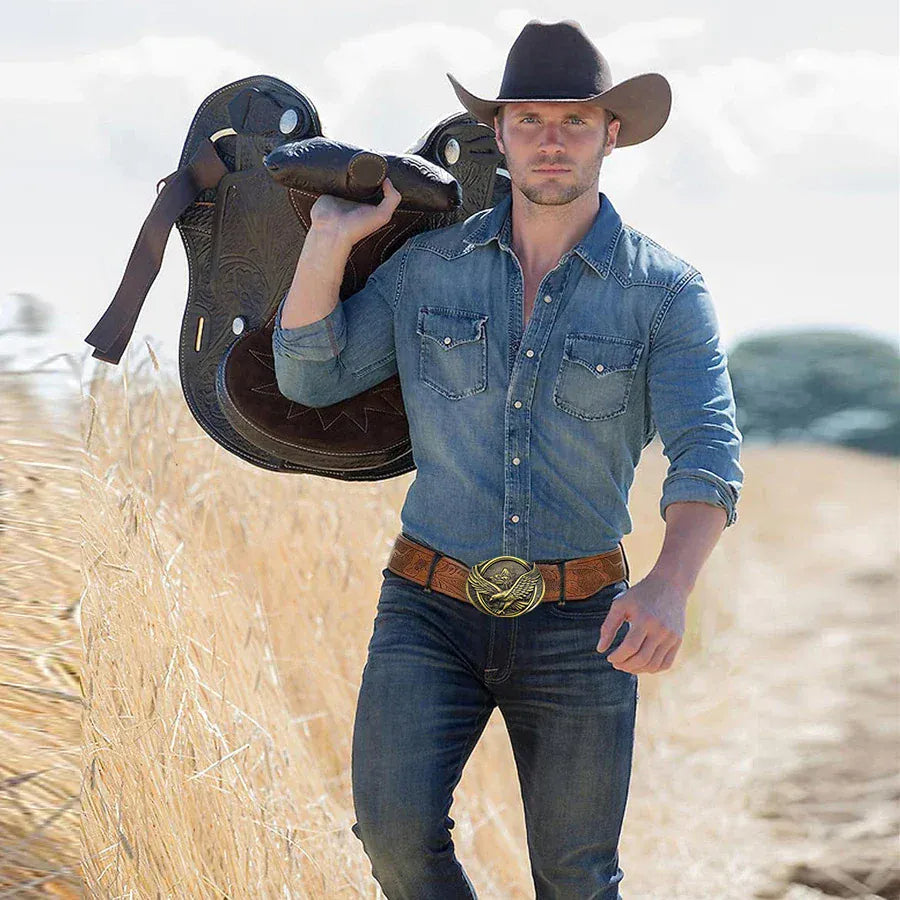 Cowboybälte med runt örnspänne