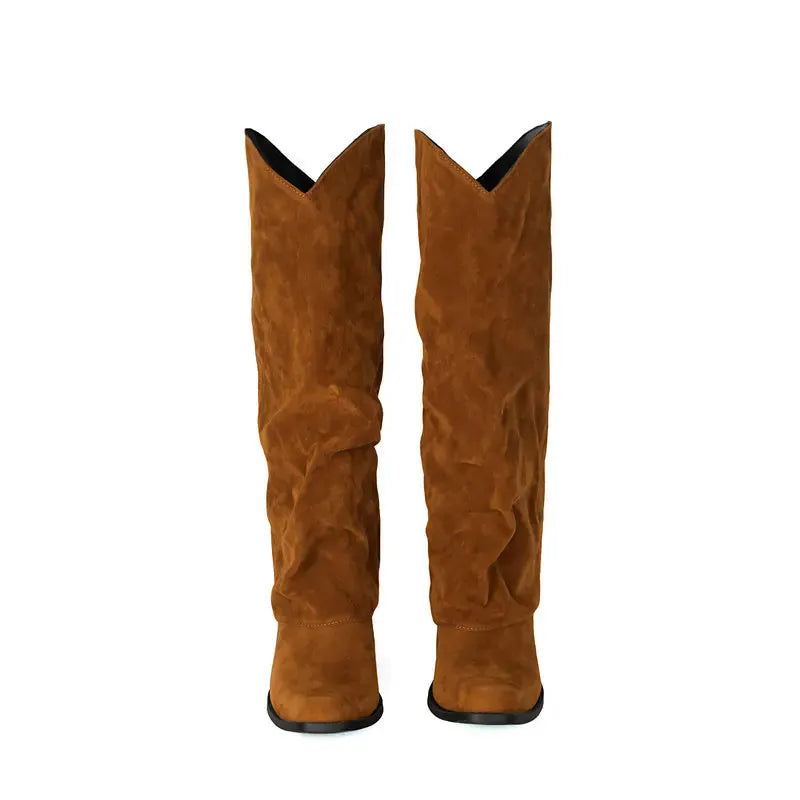Cowboyboots i mockastil med vikt skaft och 6cm klack