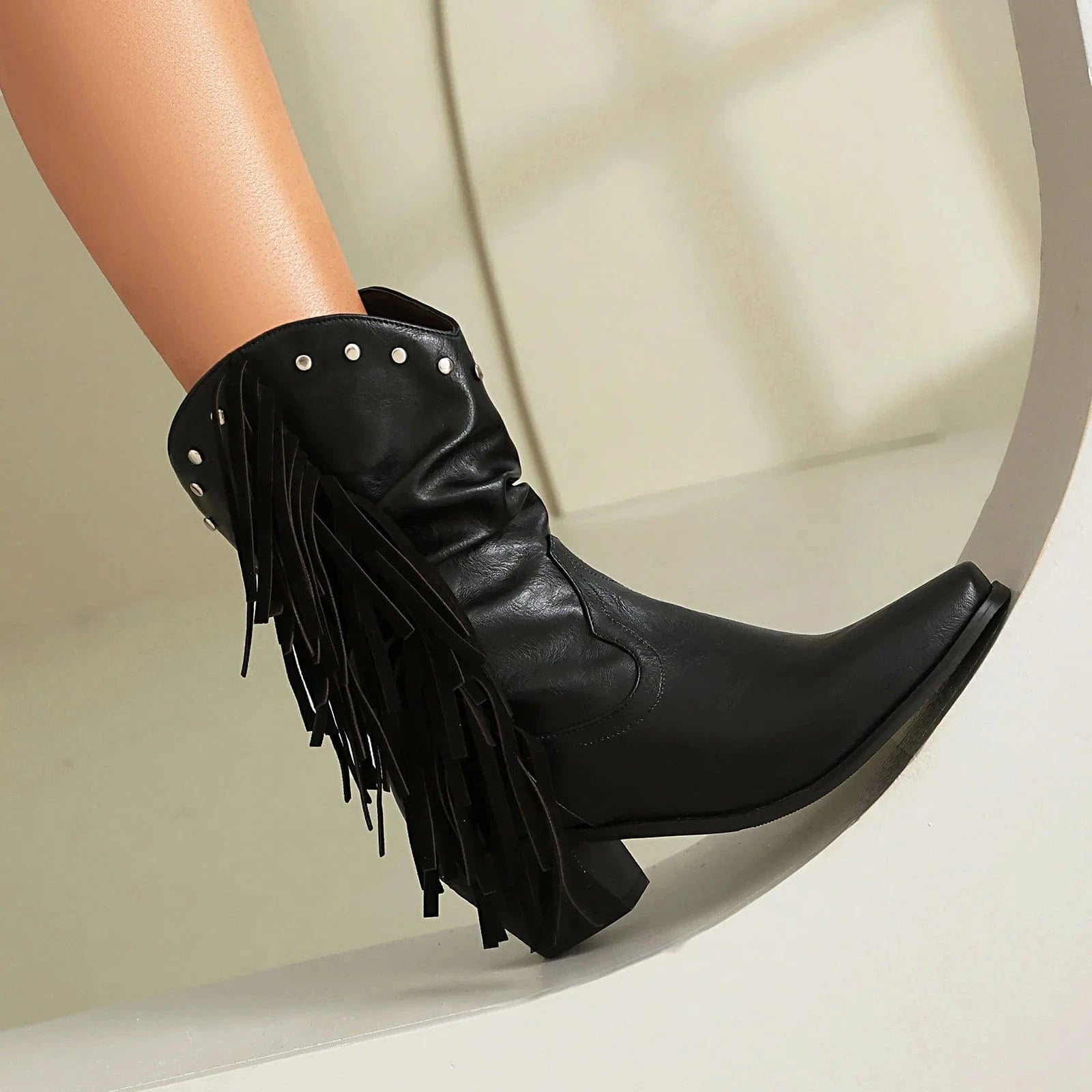 Låga Cowboyboots i Slouchy Stil med Fransar för Dam