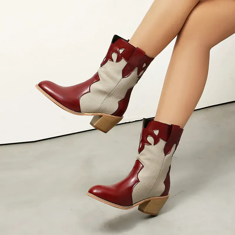 Låga Cowboyboots i västernstil med utskuret mönster och blockklack