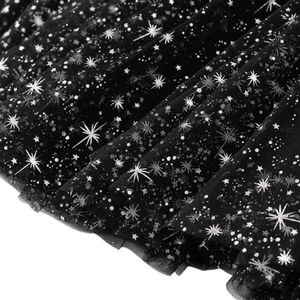 Lång tyllkjol med glittrig stjärnhimmel