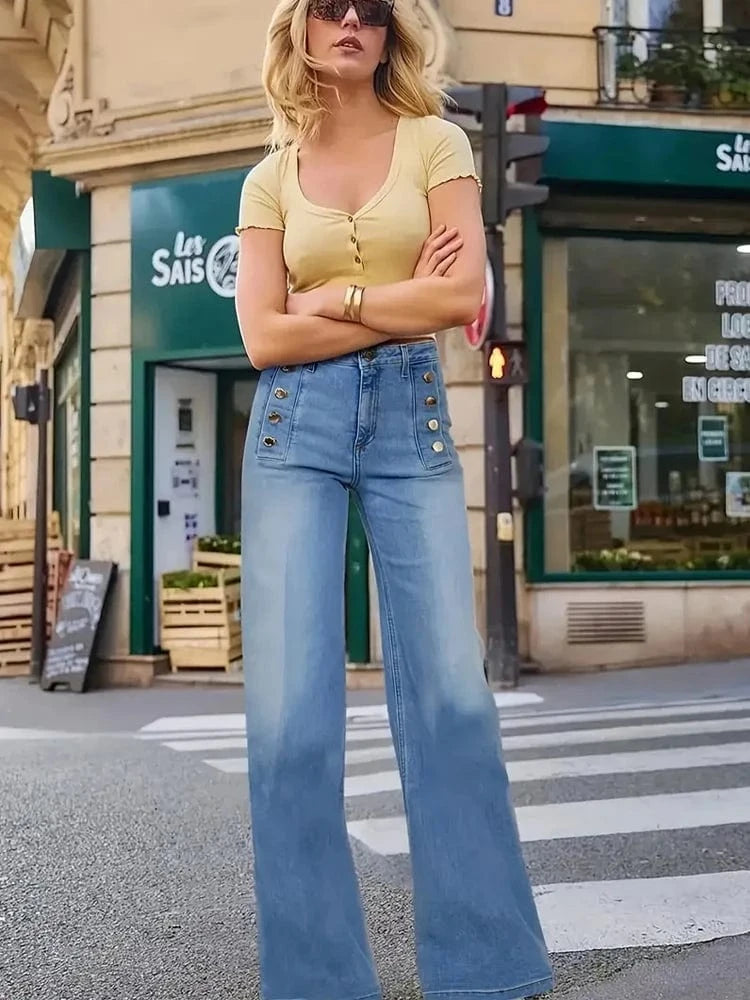 Ljusblå högmidjade vida jeans med dekorativa knappar
