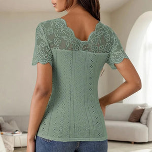 Tight blus