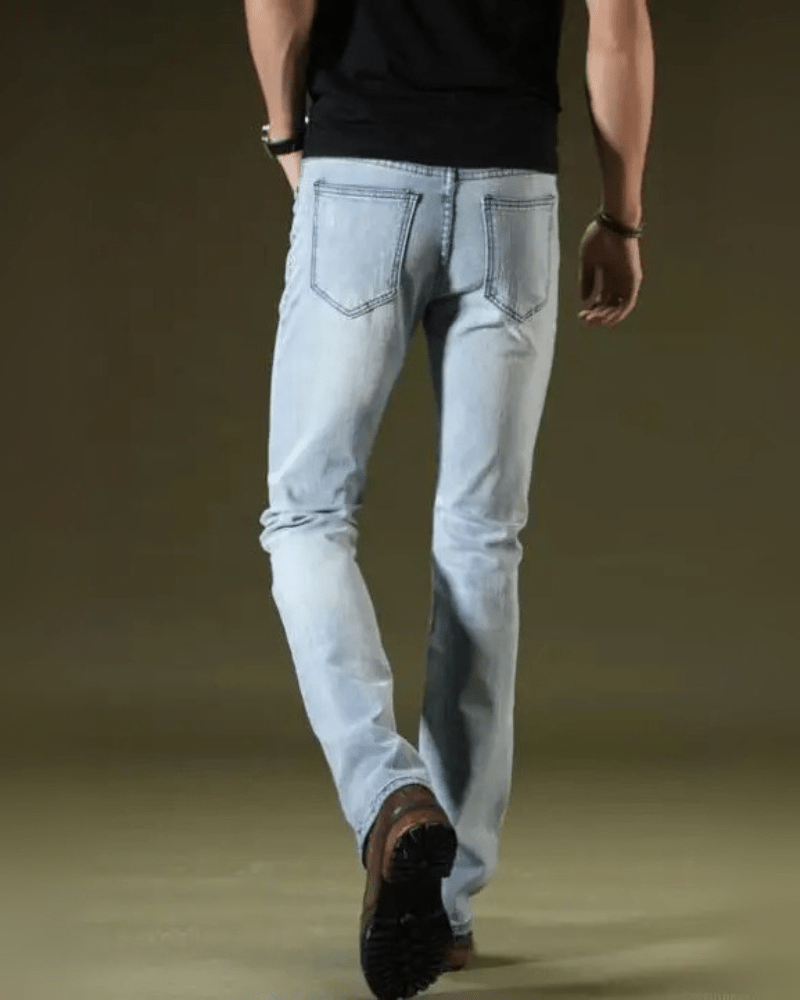 Utsvängda jeans för herr