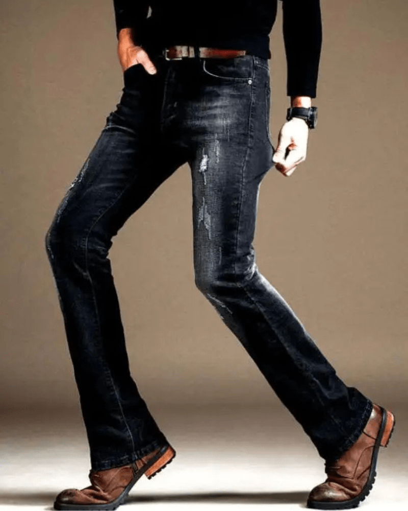Utsvängda jeans för herr