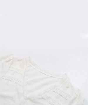V ringad blus dam